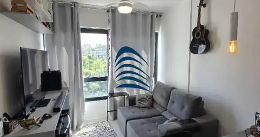 Excelente apartamento na Barra, quarto e sala, porteira fechada, 29m2, 01 banheiro, 01 vaga de garagem, móveis planejados, geladeira, ar condicionado,