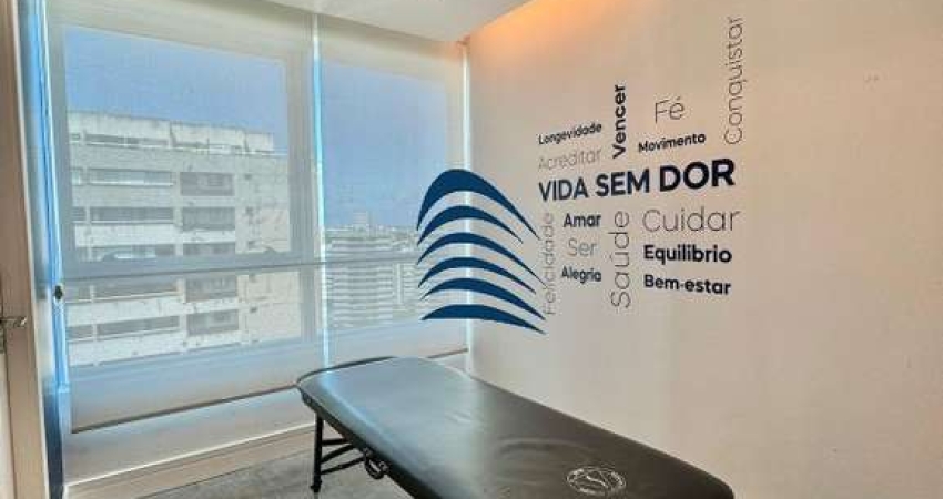 Sala comercial a venda no Alpha Medical Plus   Andar Alto  Nascente total  Vista Mar