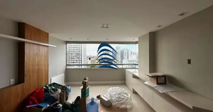 Excelente cobertura duplex, com 228m2 , nascente, Com três quartos no pavimento inferior, sendo uma suíte, lavabo, cozinha ampla, área de serviço, dependência completa