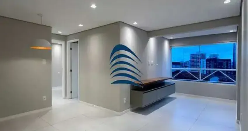 Excelente apartamento no 3º andar Escada  do Edf. MARES DE ALAH , 2/4 com suíte em Jardim Armação, 100% REFORMADO.
