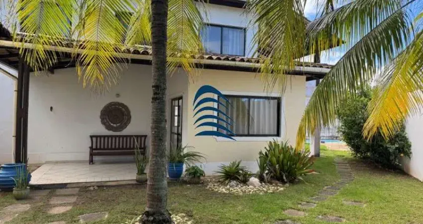 CASA DUPLEX  ? PIATÃ / Rua Rio Trobogy , nº806  Condomínio Residêncial, 200m da Praia.