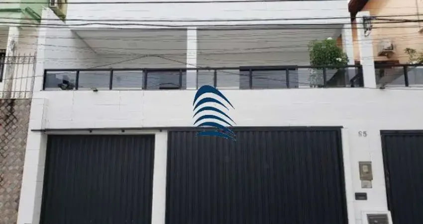 Casa 5/4 com 3 Pavimentos em Salvador Matatu  Casa lindíssima toda nova!