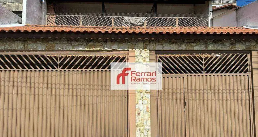 Casa com 3 dormitórios à venda, 200 m² por R$ 850.000,00 - Centro - Arujá/SP