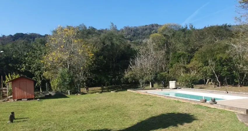 Chácara / sítio com 3 quartos à venda na Rua Tiradentes, 218, Barreiro, Extrema