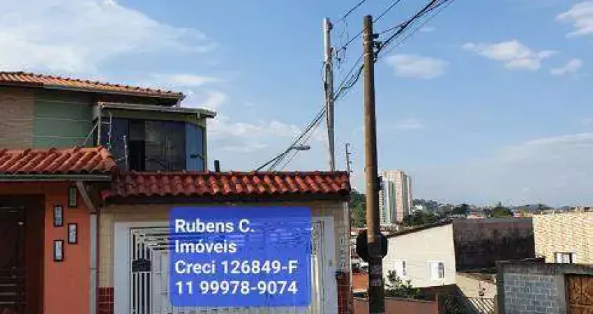 Sobrado venda possui 185m2 com 3 quartos, 04 vagas, ESTUDA PERMUTA ATÉ 400 mil.