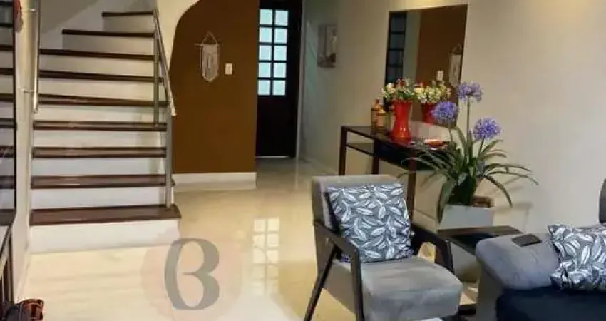 Casa com 3 quartos à venda na Vila Yara, Osasco 