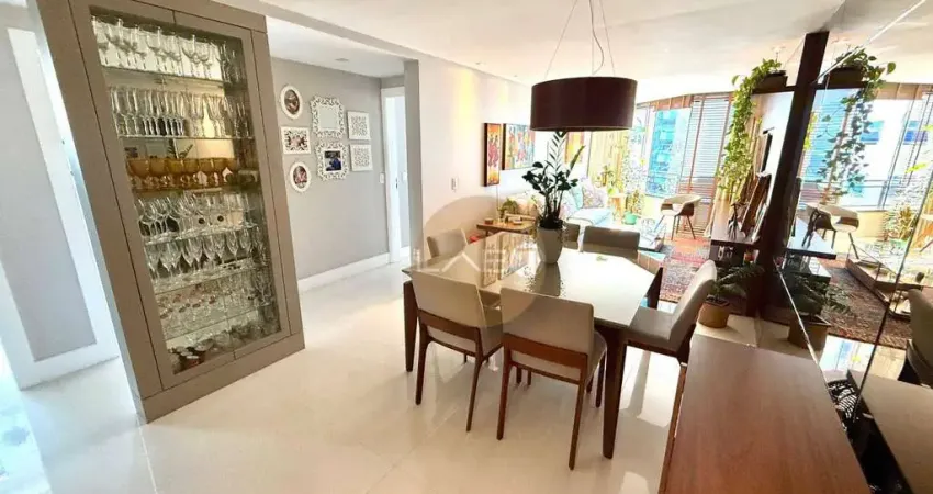 Apartamento 3 dormitórios sendo 1 suíte no Centro de Florianópolis.