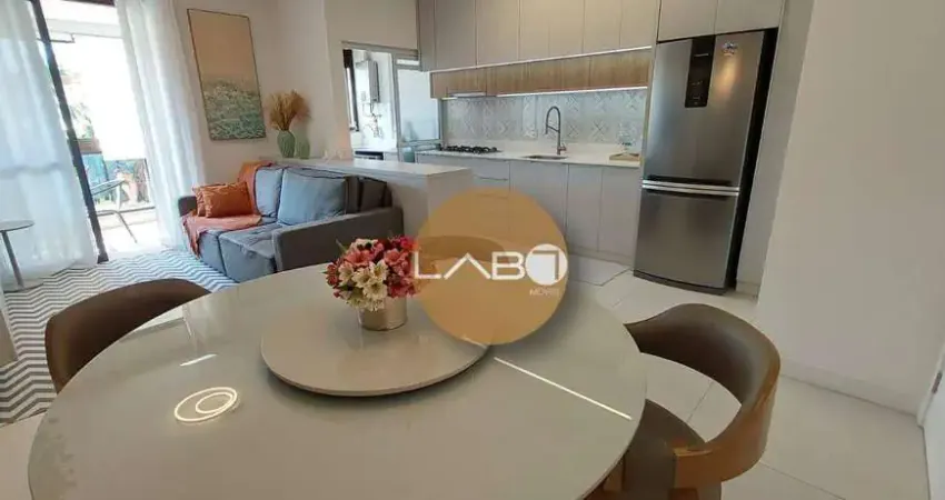 Apartamento 2 dormitórios sendo 1 suíte próximo ao mar.