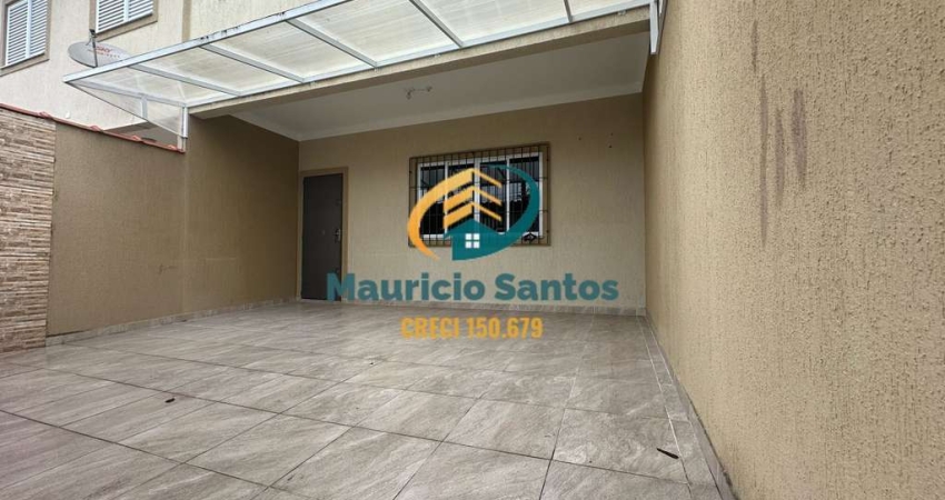 Sobrado em Praia Grande, bairro Balneário Flórida, 3 dormitórios sendo 1 suíte, excelente padrão e localização, próximo a praia, financiamento direto com vendedor!!
