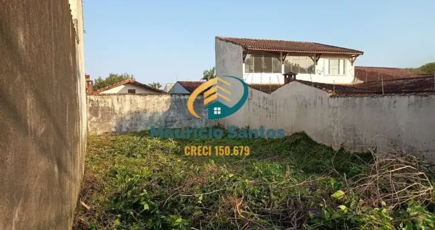 Terreno em itanhaém, bairro suarão, 250 m² de área total, 10 x 25 m², a 2 quadras da praia, excelente localização, ideal para construtores!!