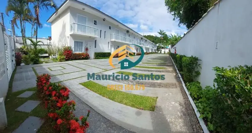 Sobrado em condomínio fechado em bertioga, bairro centro, semi mobiliado, 3 dormitórios sendo 1 suíte, churrasqueira, condomínio com piscina