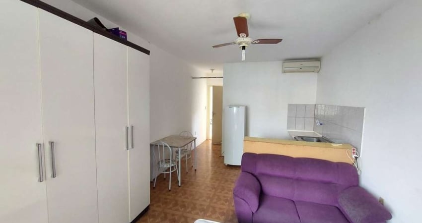 Apartamento com 1 dormitório para alugar, 43 m² por R$ 1.030,00/mês - Cristal -