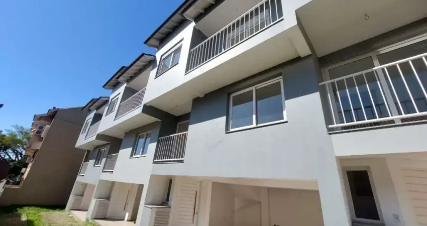 Casa com 3 dormitórios para alugar, 147 m² por R$ 3.050,00/mês - Camaquã - Porto
