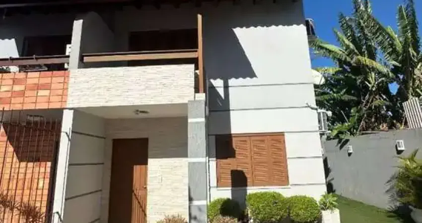Casa 2 dormitórios com piscina para locação no bairro Aberta dos Morros