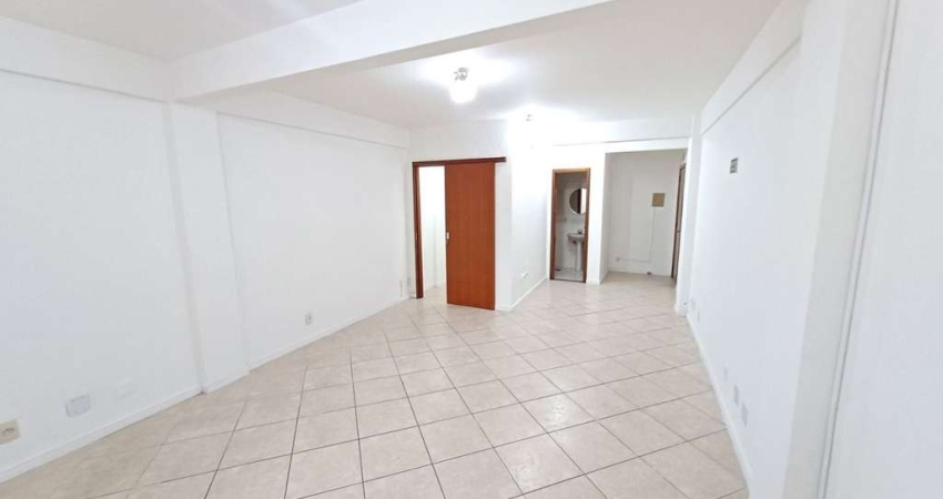 Sala para alugar, 60 m² por R$ 1.941,60 - Cavalhada - Porto Alegre/RS