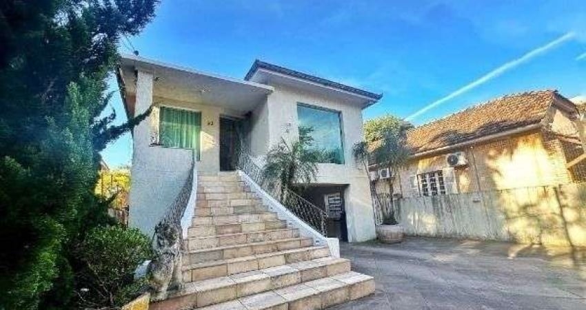 Casa para alugar, 366 m² por R$ 10.000,00/mês - Teresópolis - Porto Alegre/RS
