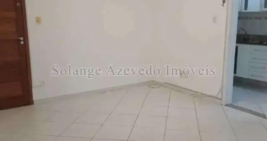 Apartamento com 2 quartos para alugar na Rua Valparaíso, Tijuca, Rio de Janeiro