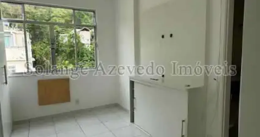 Kitnet / Stúdio à venda na Avenida Engenheiro Richard, Grajaú, Rio de Janeiro