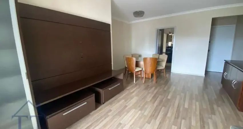 Apartamento com 3 quartos para alugar no América, Joinville 
