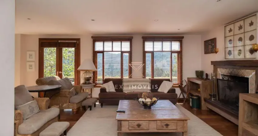Casa com 5 dormitórios à venda, 300 m² por R$ 3.200.000 - Jardim Andira - Campos do Jordão/São Paulo