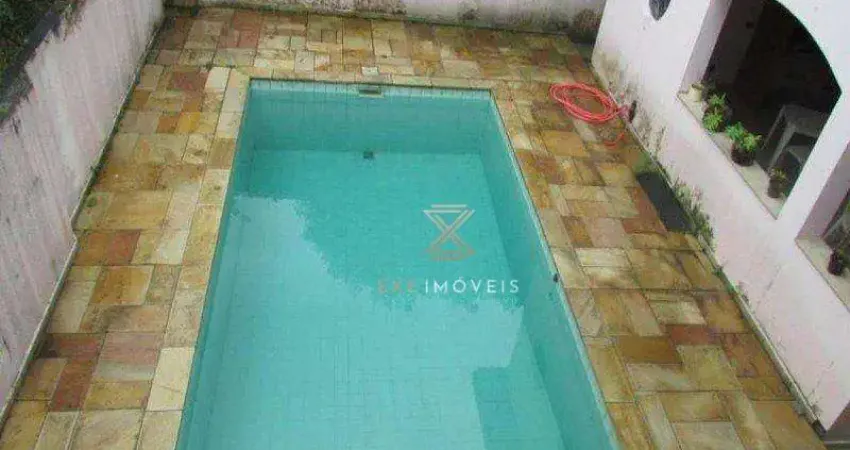 Casa com 4 dormitórios à venda, 466 m² por R$ 2.750.000 - Alto de Pinheiros - São Paulo/SP