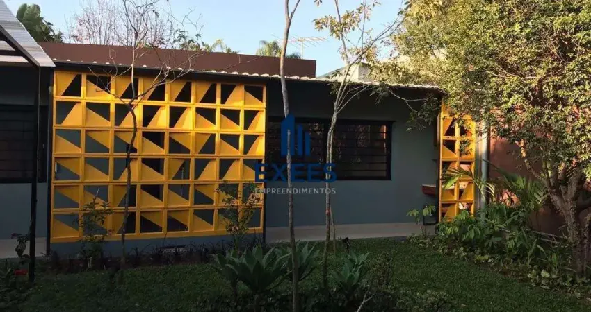 Casa à venda na Avenida Diógenes Ribeiro de Lima, 1300, Alto de Pinheiros, São Paulo