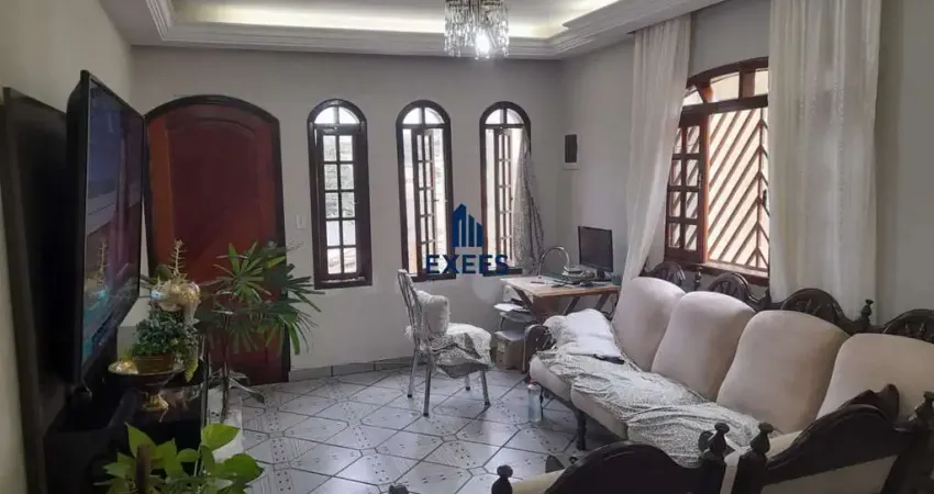 Casa com 3 quartos à venda na Rua Domingos Delgado, 413, Vila Francos, São Paulo