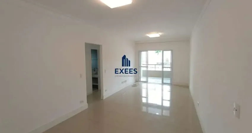 Apartamento com 3 quartos para alugar na Rua Doutor Souza Alves, 130, Centro, Taubaté