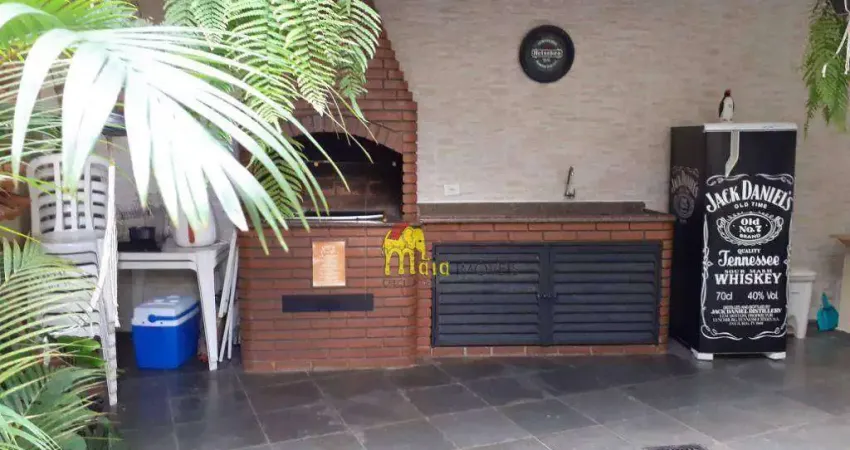 Sobrado com 3 dormitórios à venda, 220 m² por R$ 850.000,00 - City Pinheirinho - São Paulo/SP