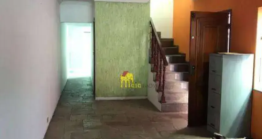 Sobrado com 3 dormitórios, 220 m² - venda por R$ 800.000,00 ou aluguel por R$ 5.500,00/mês - City Pinheirinho - São Paulo/SP