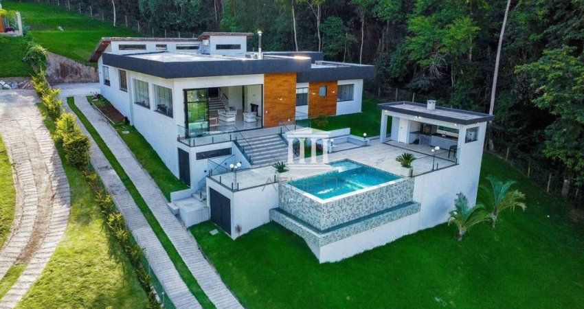 Casa à venda, 361 m² por R$ 2.900.000,00 - Sebastiana - Teresópolis/RJ