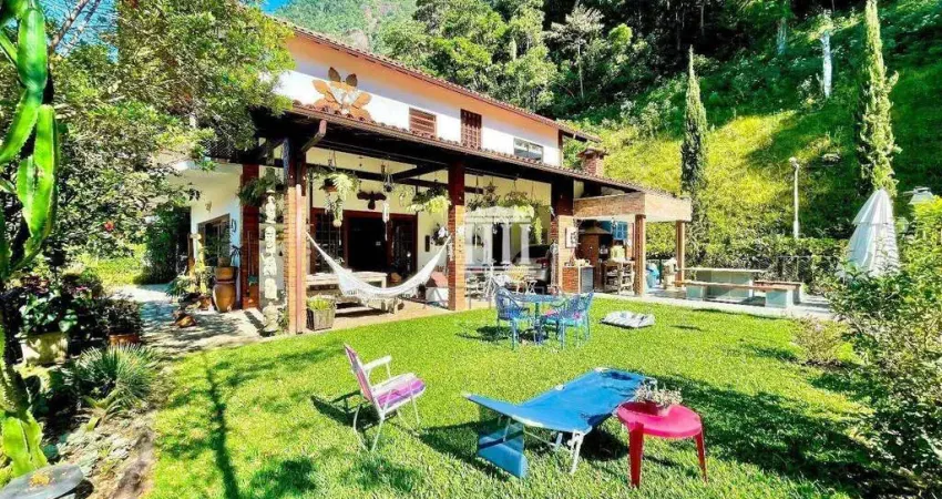 Casa à venda, 238 m² por R$ 1.290.000,00 - Granja Guarani - Teresópolis/RJ