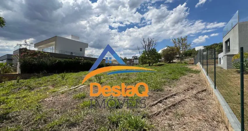 Terreno em condomínio fechado à venda no Condomínio Boulevard, Lagoa Santa