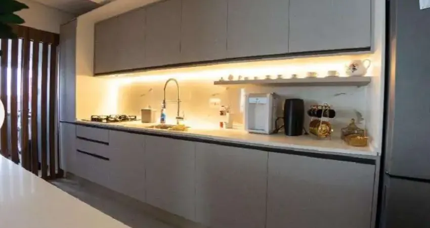 Linda Casa de 3 quartos e 2 suítes com 4 vagas de garagem no Jardim São Paulo - Zona Norte!