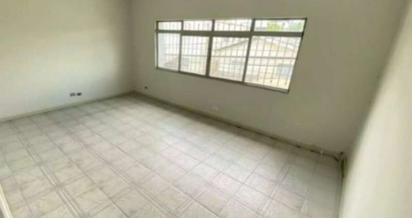 Sobrado para Locação no Imirim, São Paulo-SP: 3 Quartos, 1 Suíte, 5 Banheiros e 2 Vagas de Garagem!