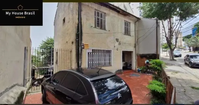 Casa à venda em Santa Teresinha , SP, com 3 quartos, 2 banheiros, 10 vagas e 320m²!