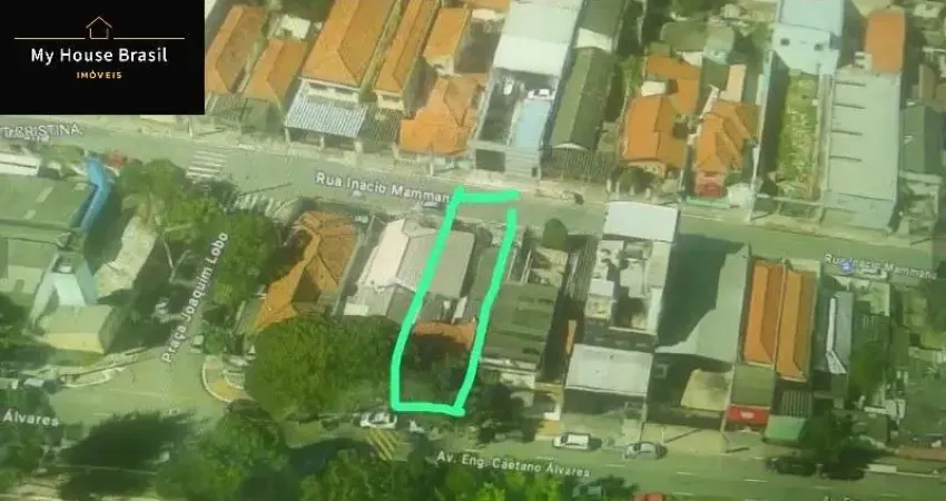 Casa à venda em São Paulo-SP, Imirim: 3 quartos, 3 banheiros, 5 vagas de garagem, 265m² de área. Confira!