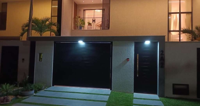 Casa em Condomínio para Venda em Rio de Janeiro, Vargem Pequena, 4 dormitórios, 3 suítes, 4 banheiros, 2 vagas