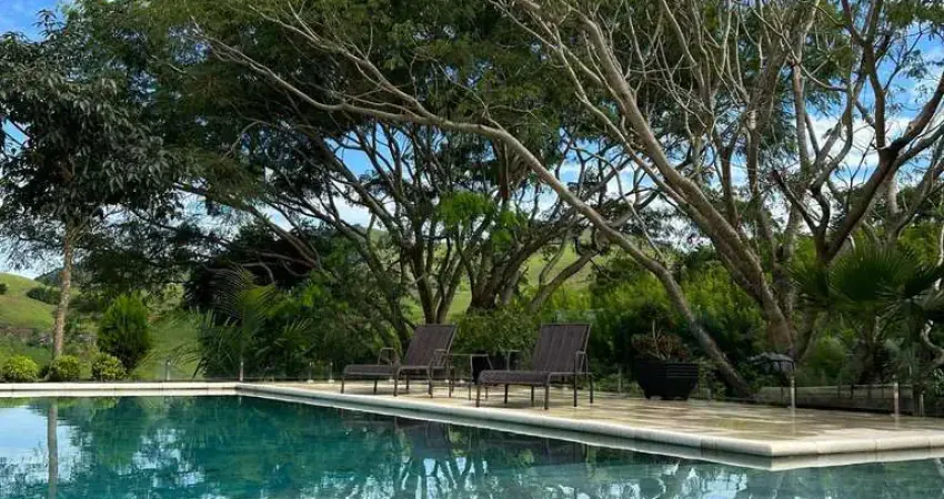 Casa em Condomínio para Venda em Além Paraíba, Centro, 3 dormitórios, 3 banheiros, 2 vagas