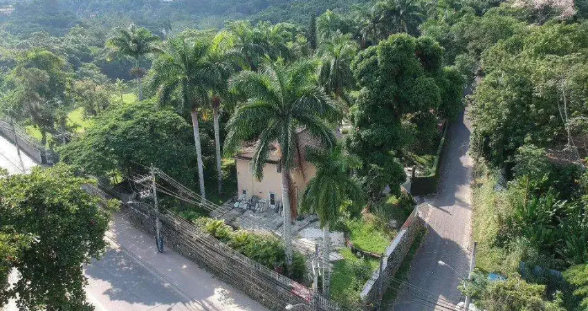 Sítio para Venda em Rio de Janeiro, Vargem Pequena, 3 dormitórios, 1 suíte, 5 banheiros, 10 vagas