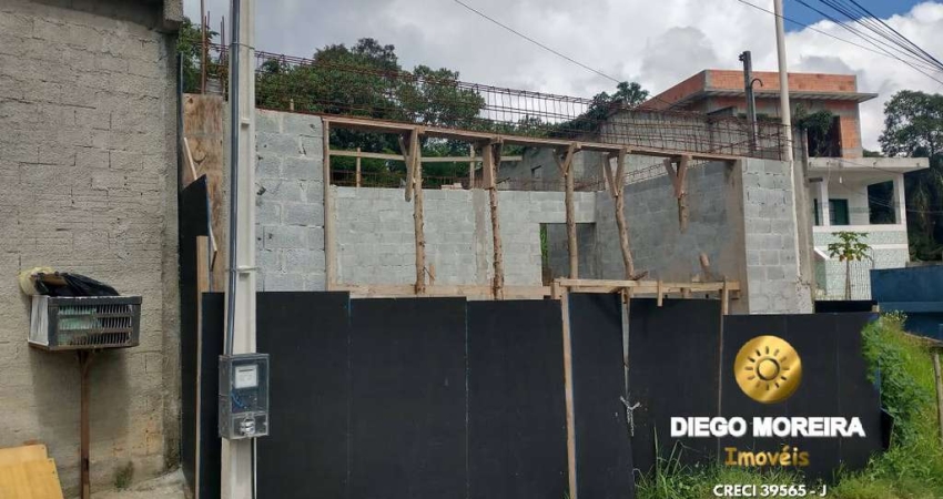 Terreno à venda em Mairiporã com inicio de uma garagem
