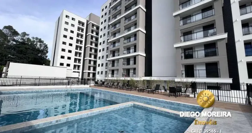Apartamendo com excelente vista para Atibaia em condomínio Vitta Carraro