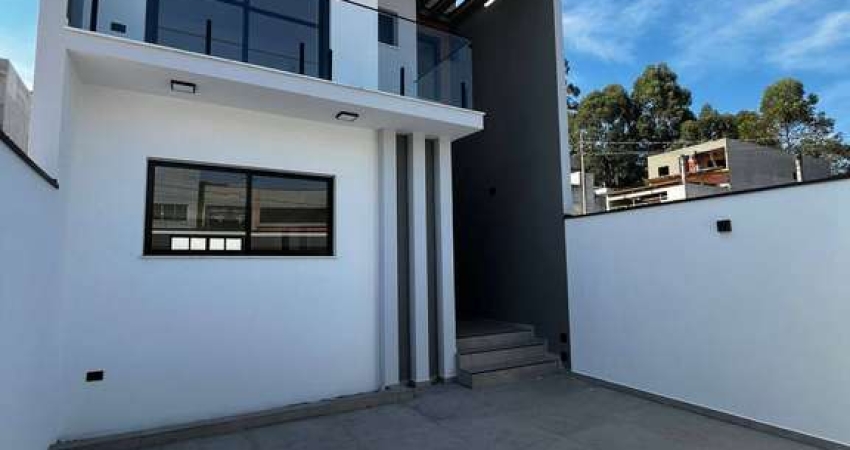 Casa À Venda em Caieiras - Moderna com Acabamento Impecável!