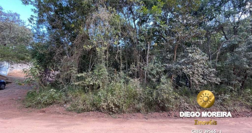 2 Lotes de Esquina à Venda – Excelente Localização!