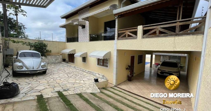 Casa sobrado à venda em Mairiporã