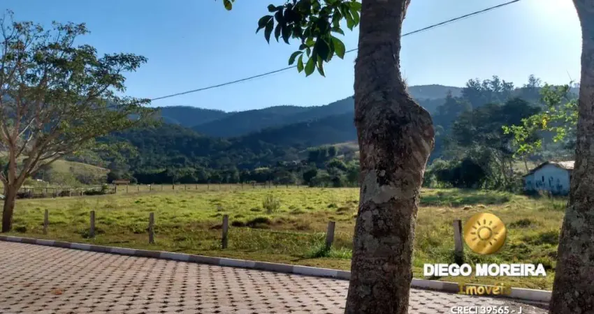Terreno à Venda em Condomínio Fechado – Las Villas de Maria |