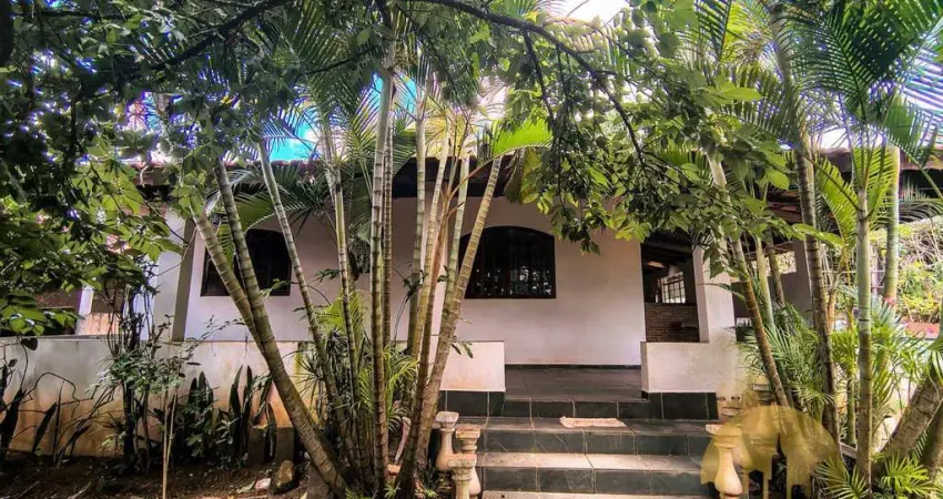 Casa com 2 quartos à venda na Alameda das Quaresmeiras, Jardim Maracanã, Atibaia