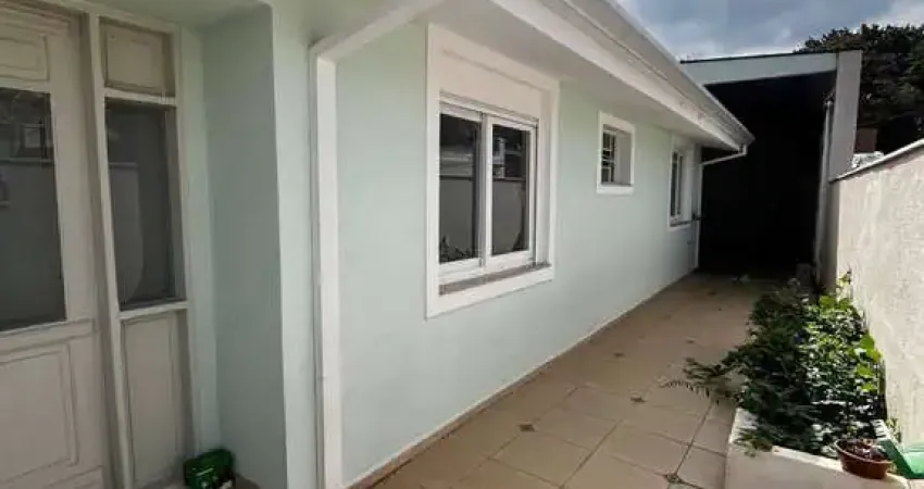 CASA TÉRREA À VENDA DE ESQUINA – COMPLETA E PRONTA PARA MORAR!