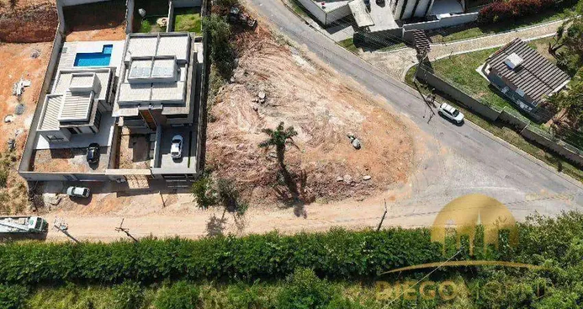 Terreno à venda na cidade de Atibaia, 720m², excelente topografia!