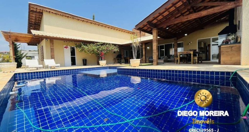 Casa em Piracaia à venda dentro de condomínio apto para financiamento